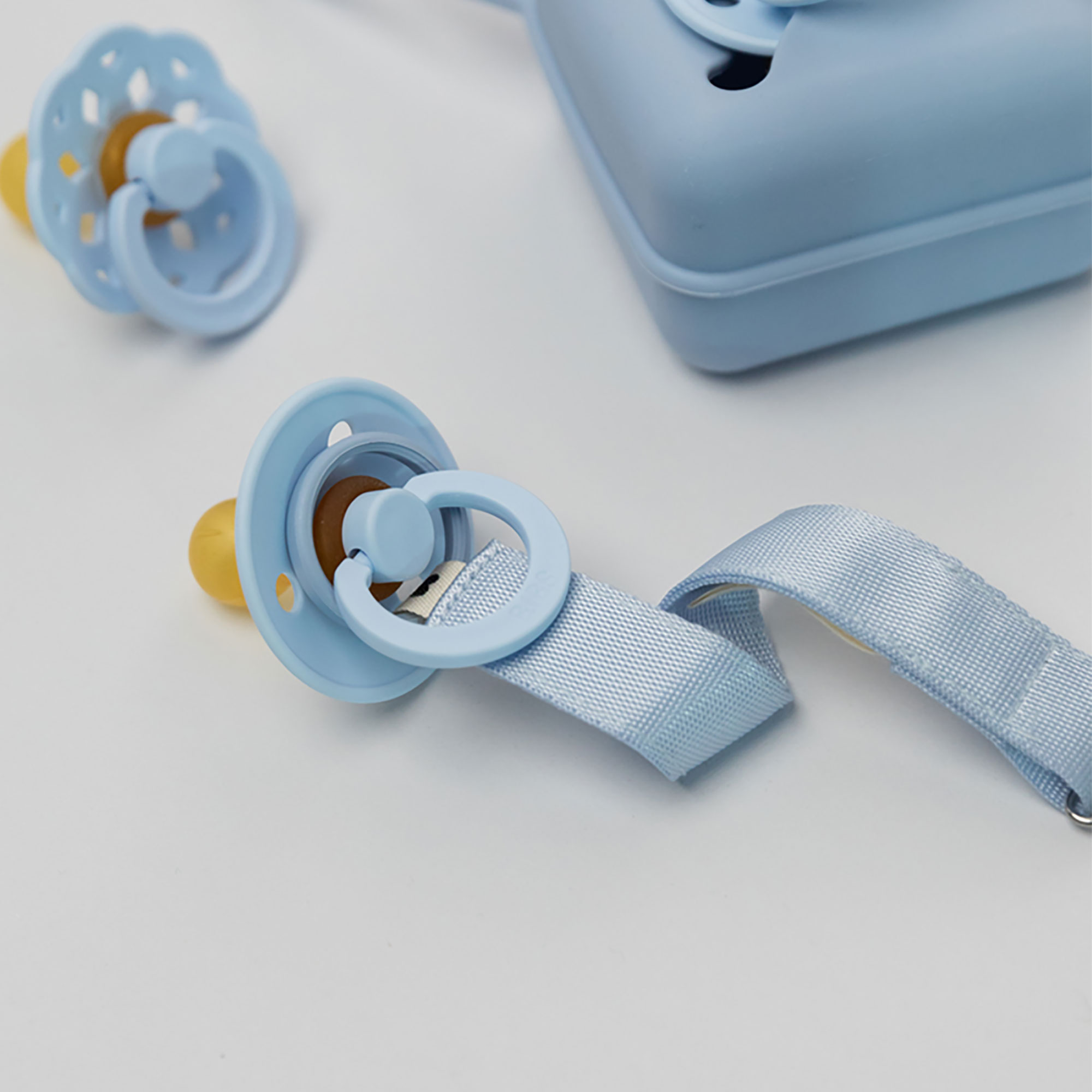 BIBS Ribbon klip na cumlík – Obrázok 3